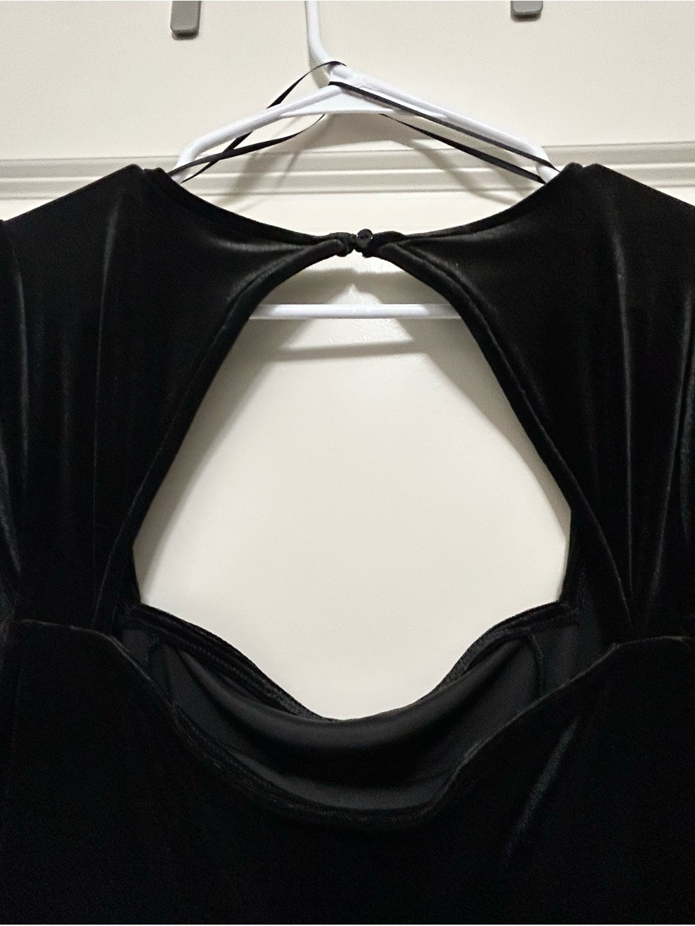 Old Navy Black Velvet Jumpsuit with Cutout Detail - Picture 5 of 6